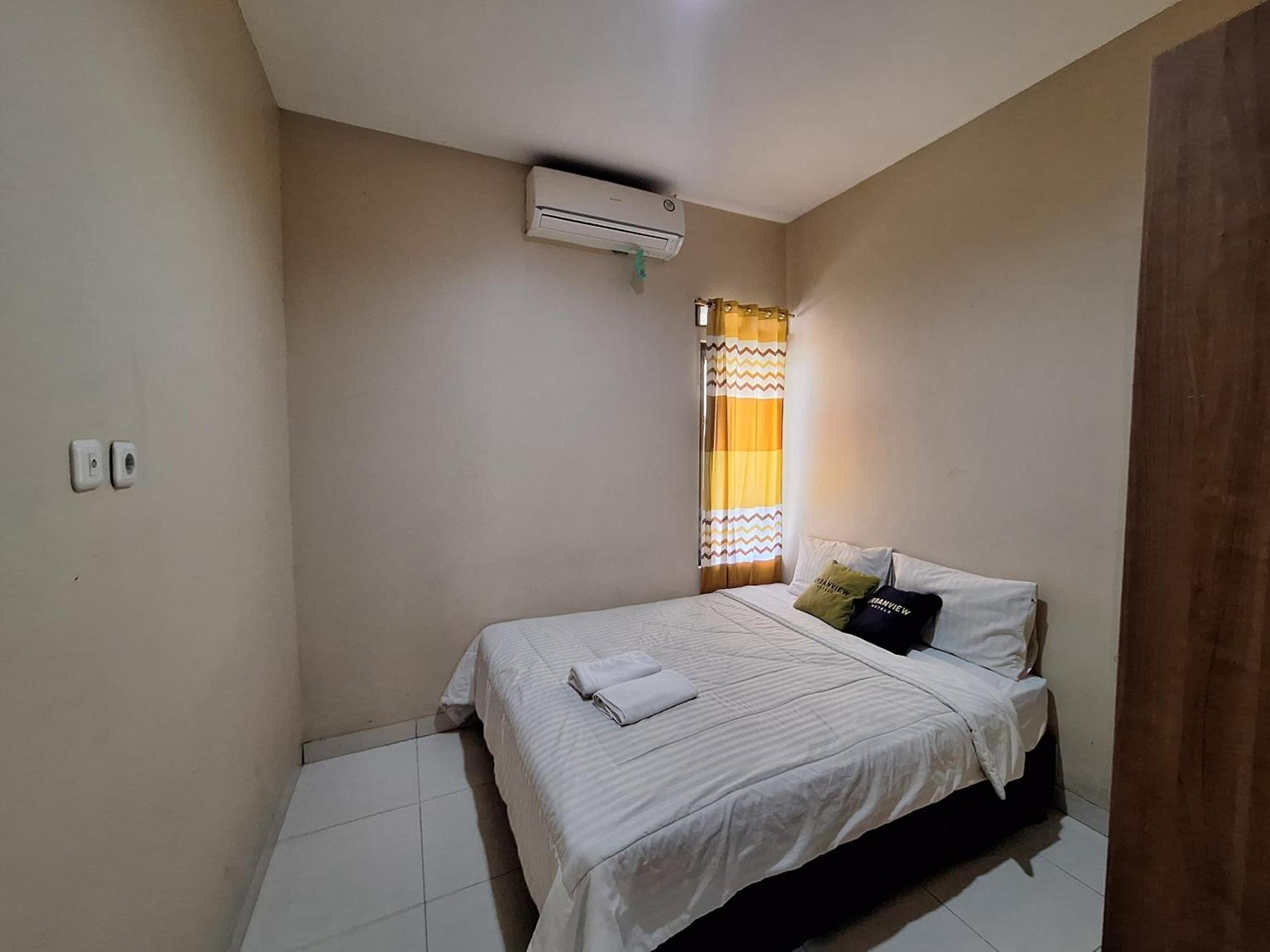 Urbanview Hotel Inkoppabri Cisarua Puncak Exterior photo